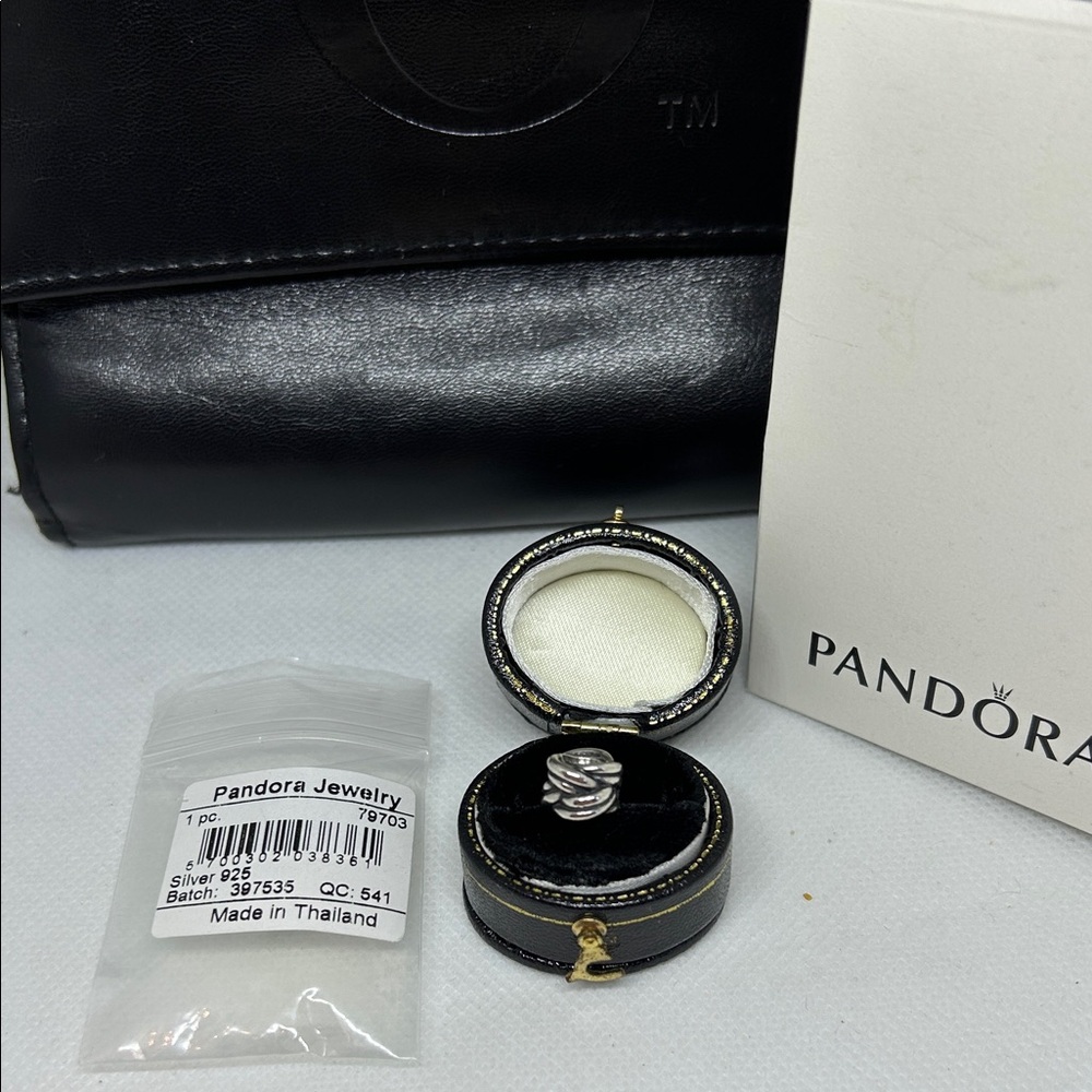 Pandora Sterling Silver Charm “Forget Me Knot”